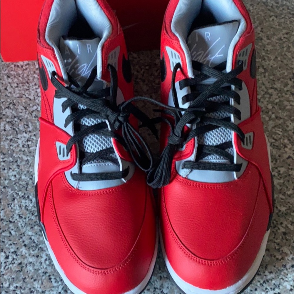 Air Flight 89 size 14